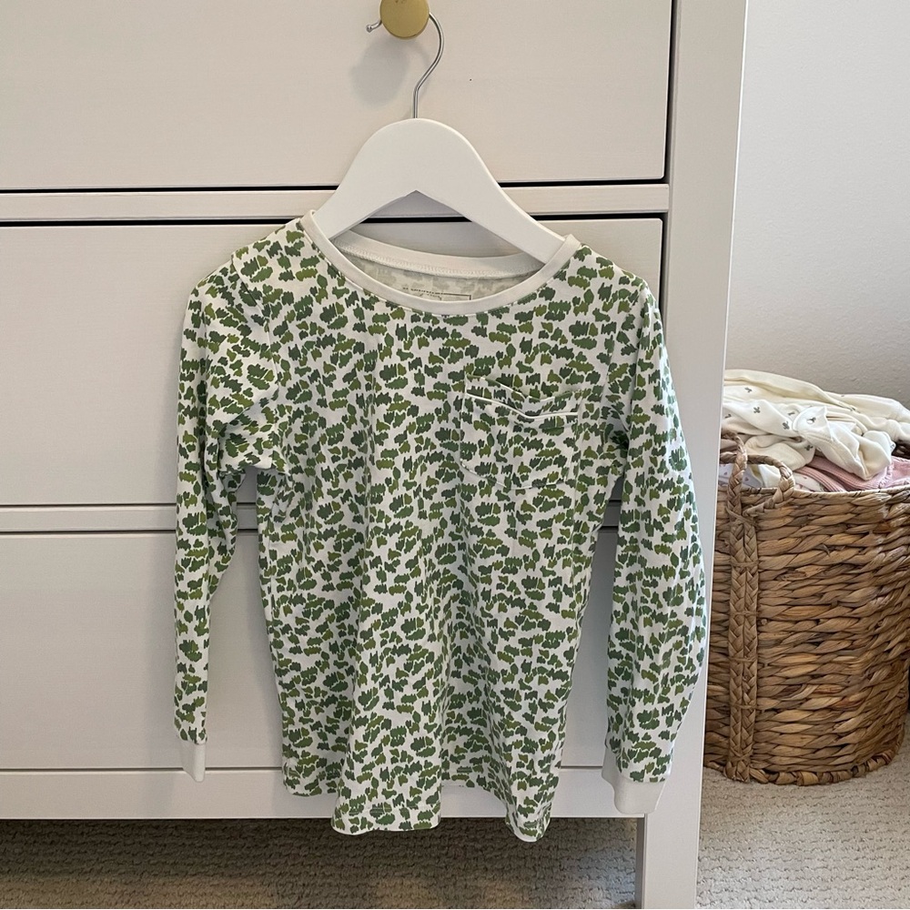 Lila and Hayes Boy’s Pajama Top Size 7